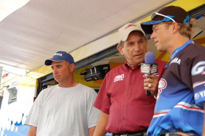 1F9A3D49-3E34-4EE1-9966-066A47E81672