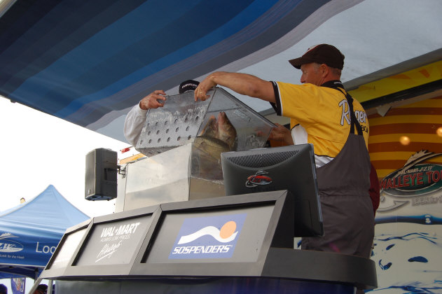 08A464D6-E013-41F3-8FFB-82AD91318F7C