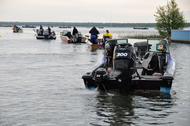 23EF3233-677C-42D4-8FE8-321E33E9F41E