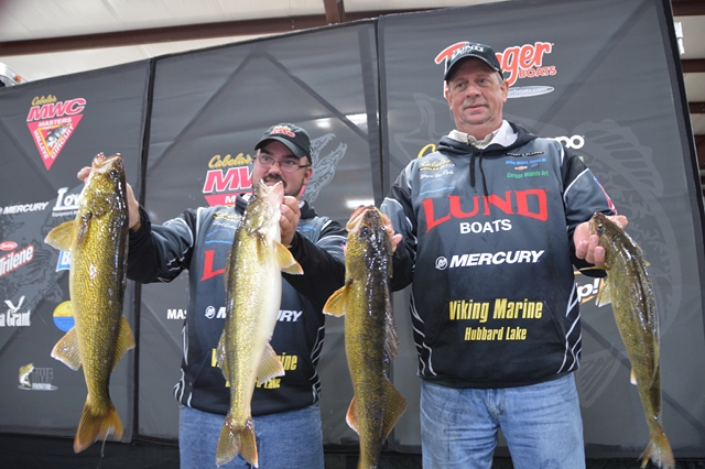 98B2C5D1-C271-40DF-BB83-A9A3C48FAC44