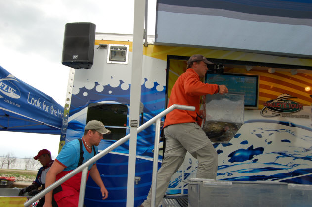 B7C5610B-663C-4A0C-9B57-88CECCA24586