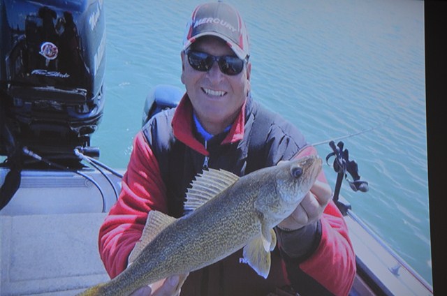 34E588D0-1E16-4A05-BFC3-B5CBEE444A4A