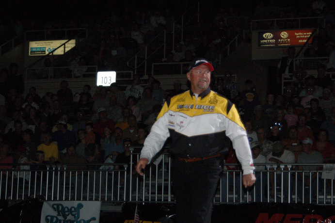 64ECC6F4-E89B-4087-907E-588B1083F49C