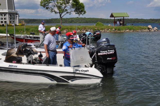 5831F1FF-DFBF-42DF-969C-D018CE3C645F