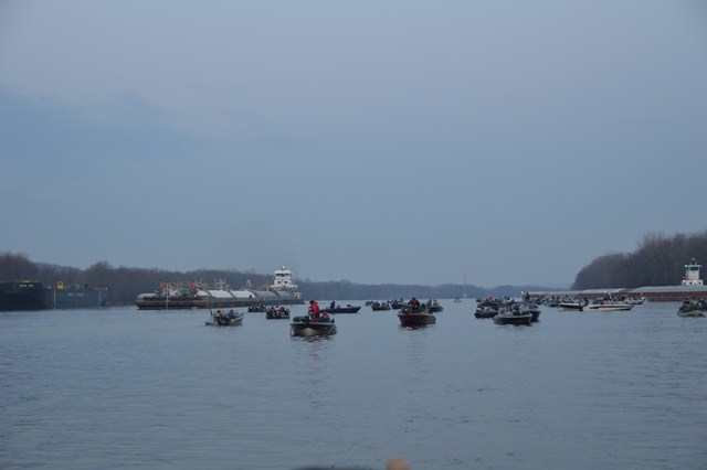 92F27B51-1186-40E3-B44E-B1A21E2B8B71