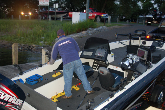 F9D93E79-EB85-4E09-8772-94B0B04052DF