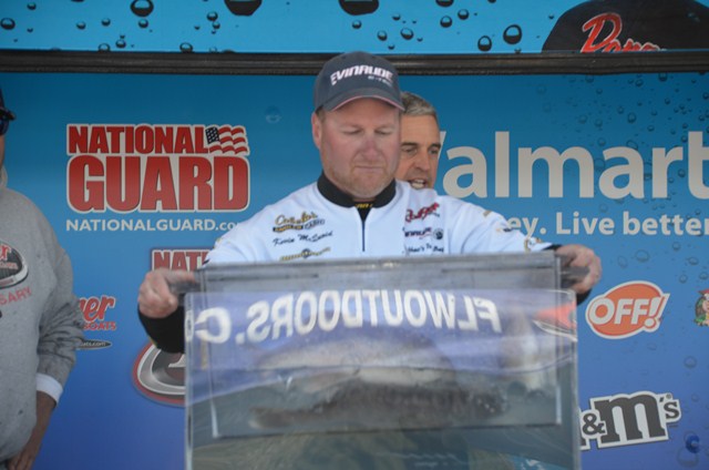 D0B23516-F9B4-4901-8447-4FA95595F78C