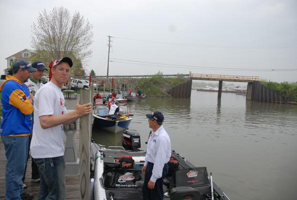 23D54F8B-AAA7-4632-BC97-A28FFFC0A666