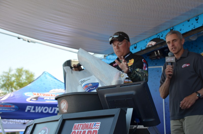 F96C1EFC-0FF4-4E2F-92B7-1C095E345076