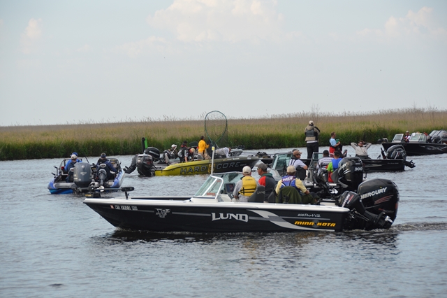 76ECBA88-A350-4769-AE41-EAD0CA44903B