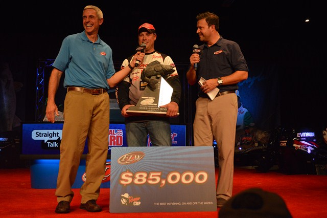 F40FF26E-2431-406E-BEFE-47EE40E0C0DC