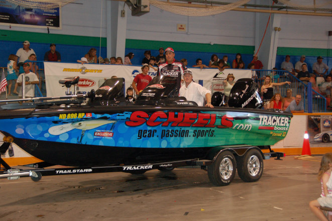 BB610F8F-5CAE-4507-9242-045054A36B1B