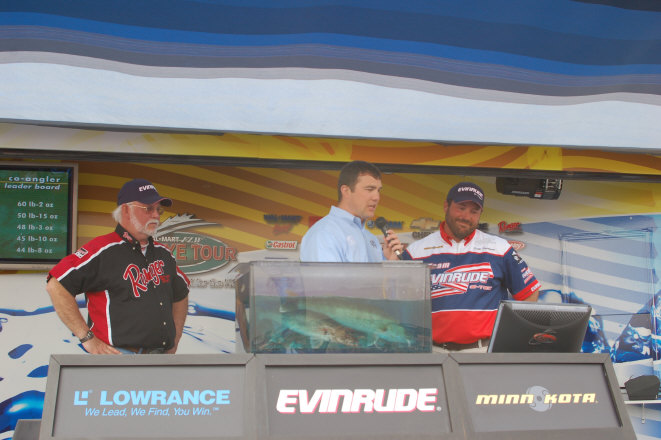 2844B6EE-E1A8-4B23-BDB0-676F344542A3