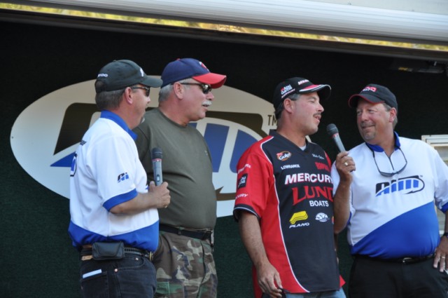 BC27DAD2-99F1-4649-AA9C-A20A3E8161E4