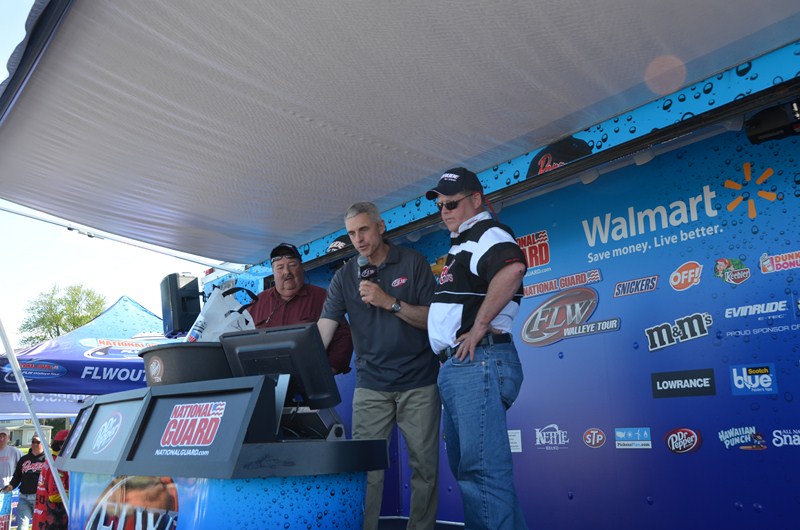 99780126-AE40-4F16-A943-0519E73F5E5B