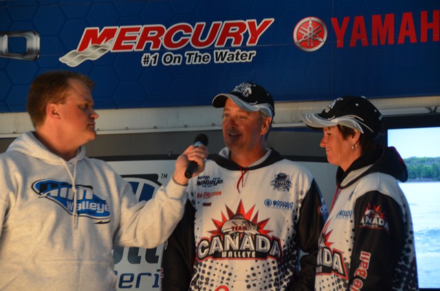 CA486E91-5CDC-48E0-AAF3-CD33D4525A7A