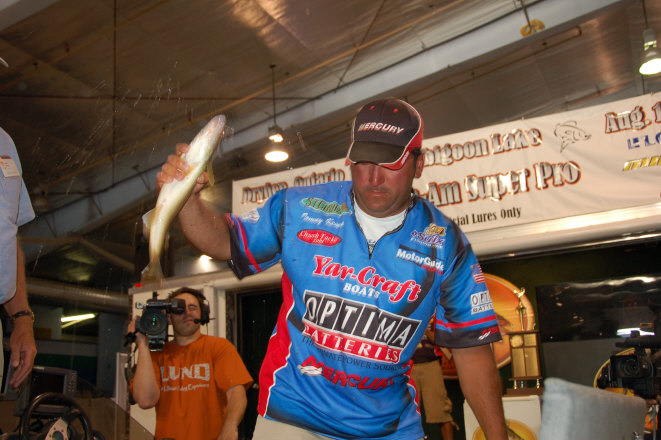 E460406E-B30D-469B-8EF1-0B612E0B3A25