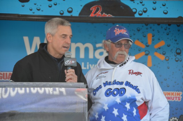 4F21C2E5-1401-4740-8582-438E2E055E75