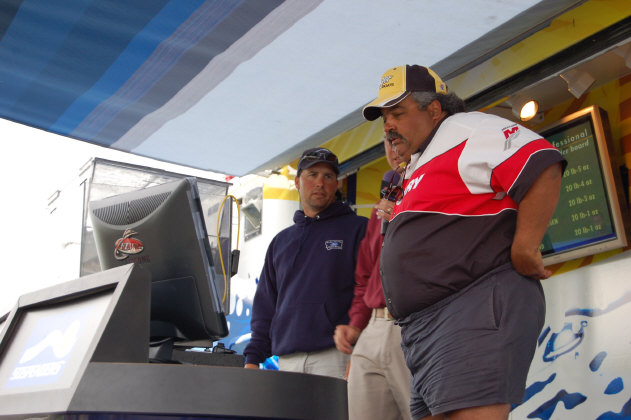 9CBAF325-0E78-45D9-B22C-41B9FF84015E