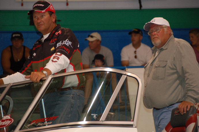 AC27E0A5-4DA8-4C90-8C84-FC53D23051B2