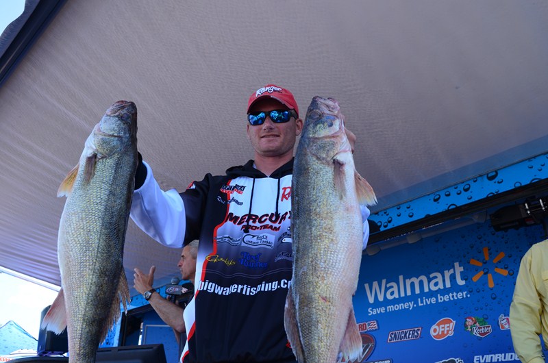 9B7875DA-91D7-45D1-A326-0F5C59E88AF5