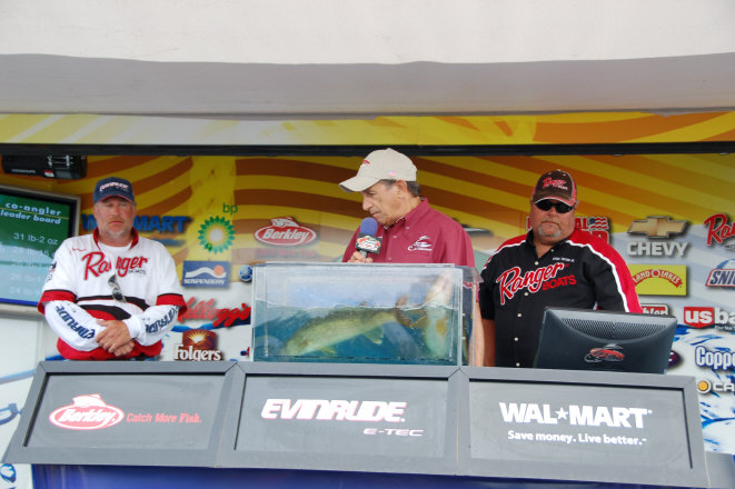 AB1CE003-6797-4D5F-8ADC-88C17B48C87A