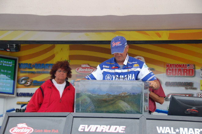 0E48997B-2099-400C-9366-D5D56A234722