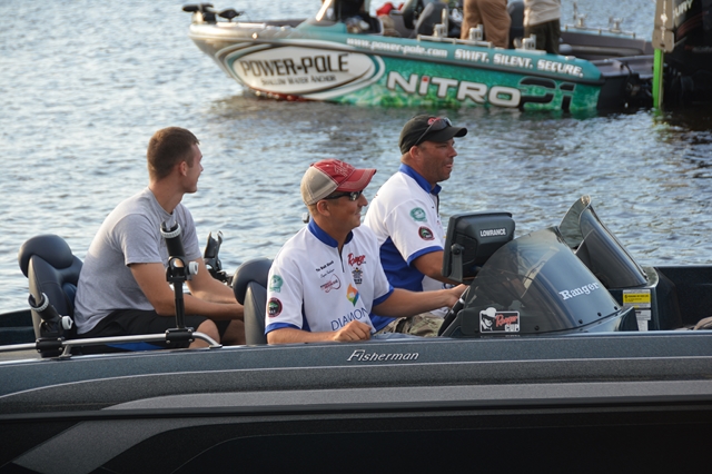 E7E25077-D71A-46F1-B502-740E811BA42F