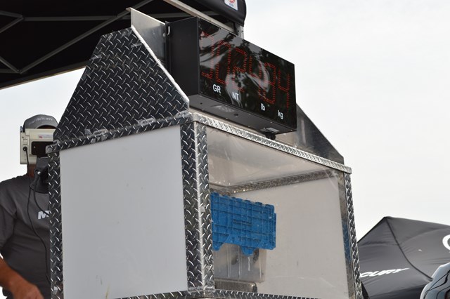 03CA272E-E9DF-4097-8AA6-91E7E728058A