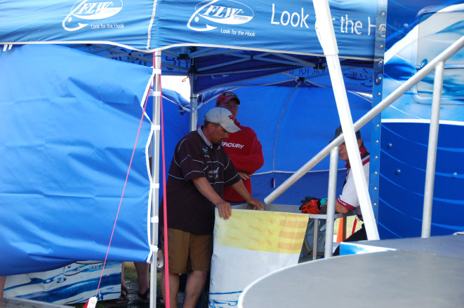 7AD69700-1D05-42B1-AD70-33FD29B68096