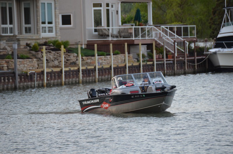 B775F90C-5CB4-4BFF-AEF1-4E15D16D2CD0