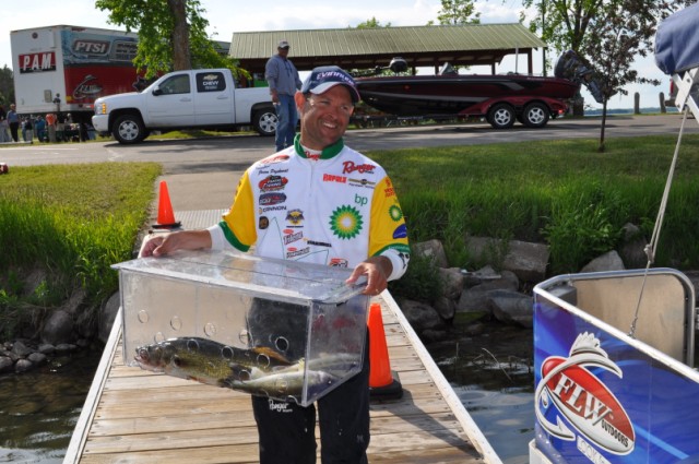 686B2AAE-53EB-43FF-8094-AE49C420EF01