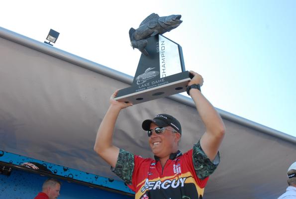 4D8BF18D-B97D-4D24-BA44-CA185046BE82