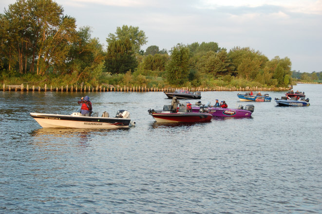 BAB18AFF-AEC4-449D-BF5F-101935614289