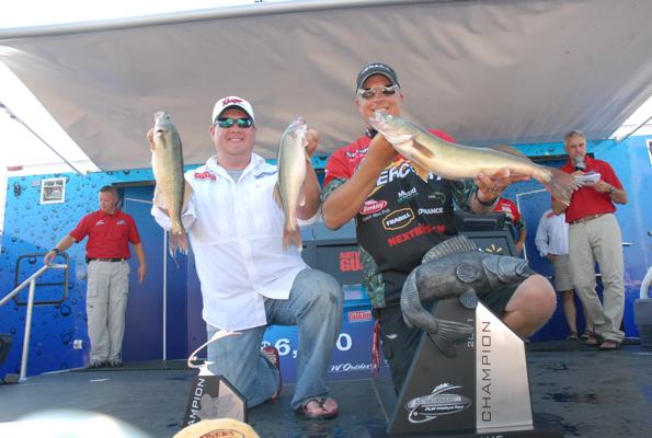 27B27FEB-912B-4242-A5CD-488814F878B8