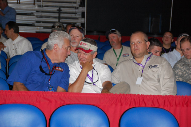 2E90F292-5163-49A4-9E2A-1ED110E88BCD