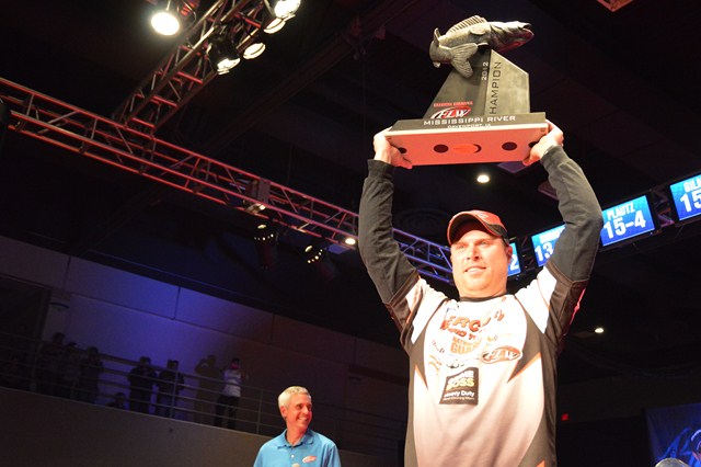 93911C54-B73F-4CD2-90C3-B40CA5E35A2A