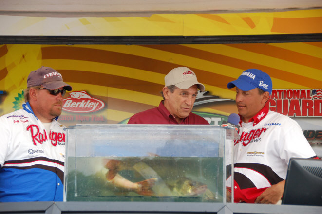 717507DE-8056-4C40-BBE0-F018A7323B17