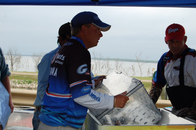 441DEA6A-B8FA-45A9-A93F-E3262C3705B1