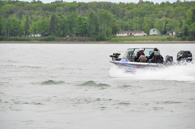 8727271E-8811-4003-BD41-A44F70E89483