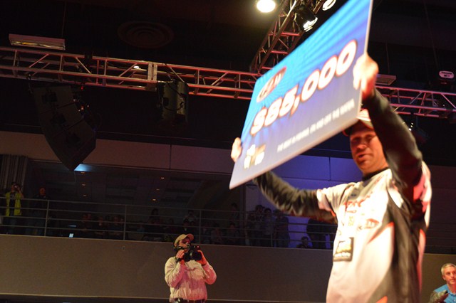 F7437071-CE5A-41D4-98C2-1DC504F9C1F2