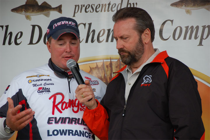 8EDA6604-CA2A-4776-8B4C-374F28BFF427