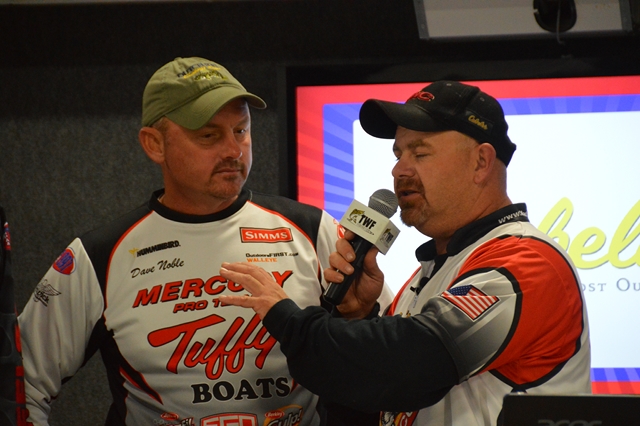 FB00E602-9CB4-4253-A385-C65E0CE62450