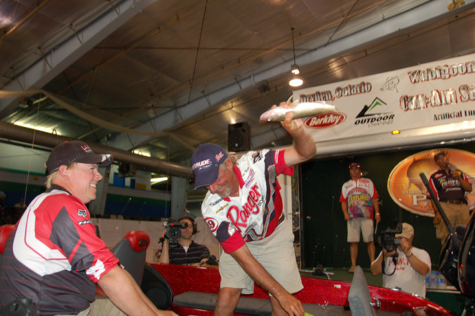 12A69BE8-98EC-4B5F-84D9-8C89204723E1