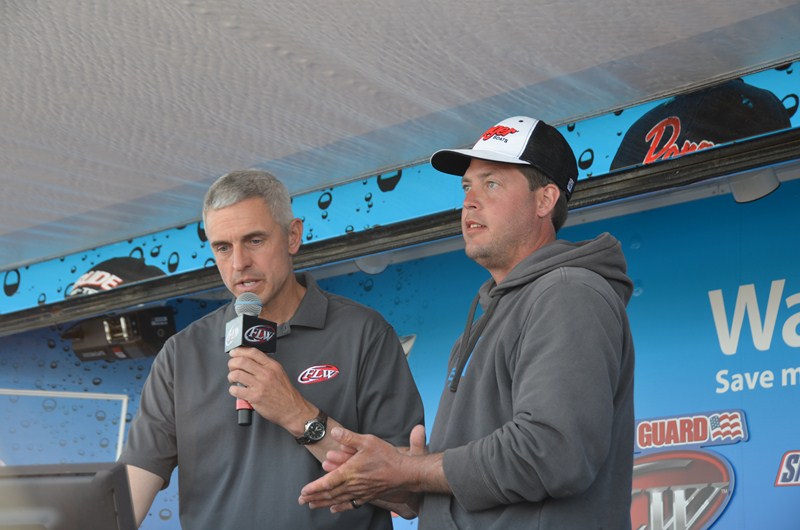 DF9CC7A0-B7B8-4B2F-8557-C7FE1720F64C