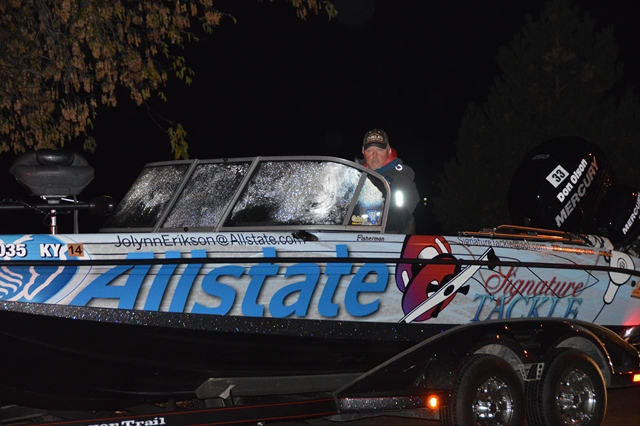 02C83A3F-359D-40F3-9A92-772EDE5B0D90