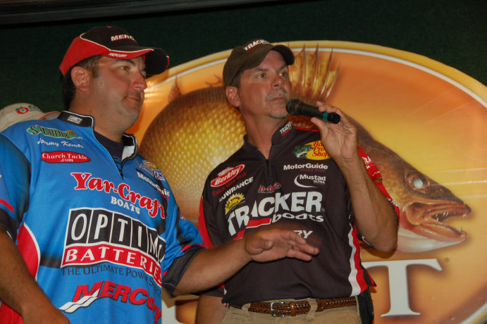 864506B3-BF7E-48BC-97F9-D48CD95187E9