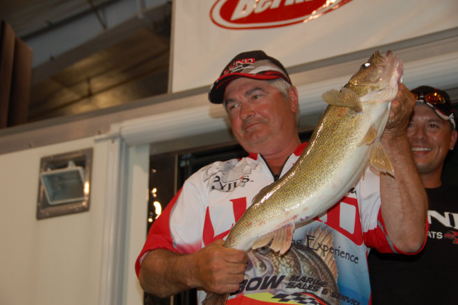 2758F64E-8EA0-4E5C-A62C-AFEACF5772A3