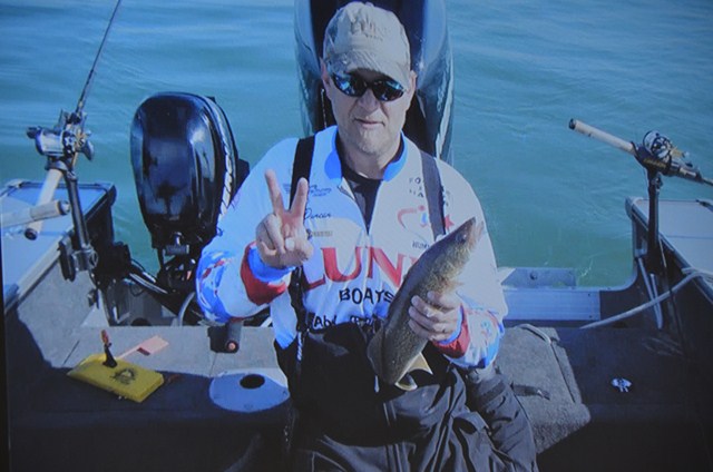 3E6D24CB-3E33-44E1-9058-225FF4D5E4EA