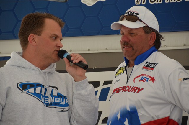 D8E1D0D2-C73B-4D35-9C77-BBA48DF01E67